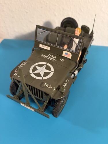 Figur solido jeep willys - -,