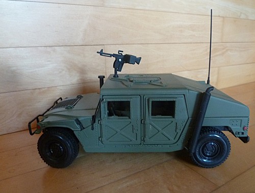 Maisto green humvee - maisto,