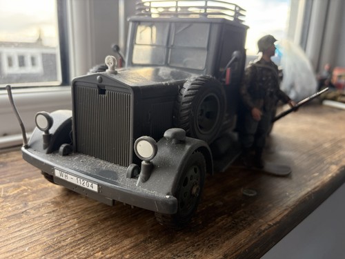 Hasbro bundeswehr truck - 1:18,