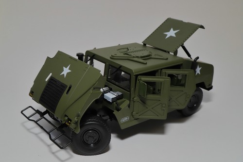 Humvee hummer von kdw - 1/18,